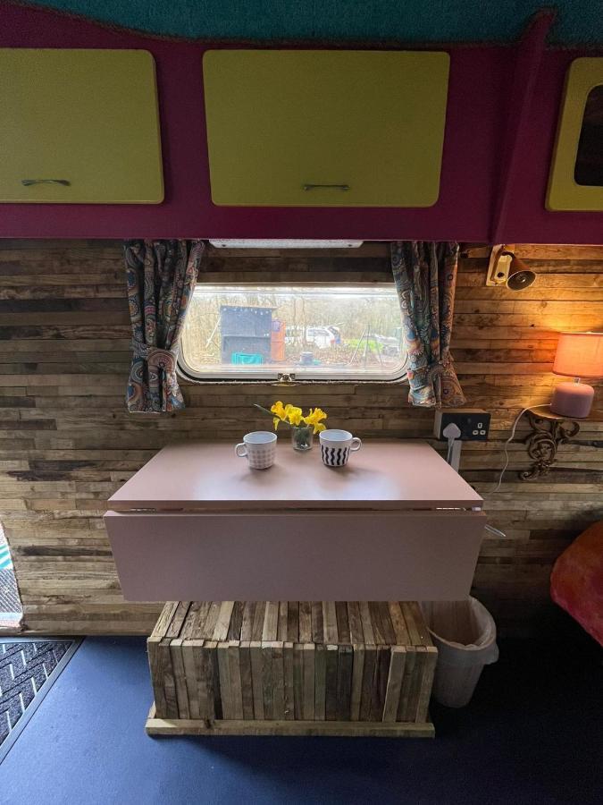 Budget Stay, In Lovely Private Setting With Rustic Charm, Log Burner, Fire Pit, Campers Kitchen & Eco Loo No Bedding Supplied ナーバース エクステリア 写真