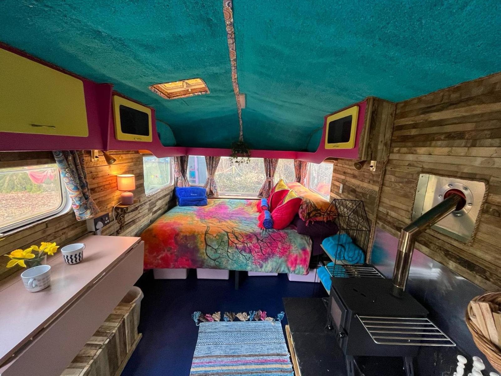 Budget Stay, In Lovely Private Setting With Rustic Charm, Log Burner, Fire Pit, Campers Kitchen & Eco Loo No Bedding Supplied ナーバース エクステリア 写真